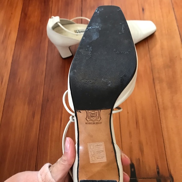 Women soft leather heels . Comfortable and classy - Picture 2 of 4